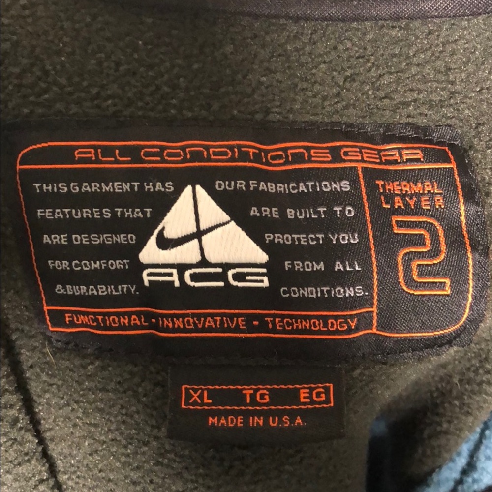 Nike Jacket - Picture 4 of 4